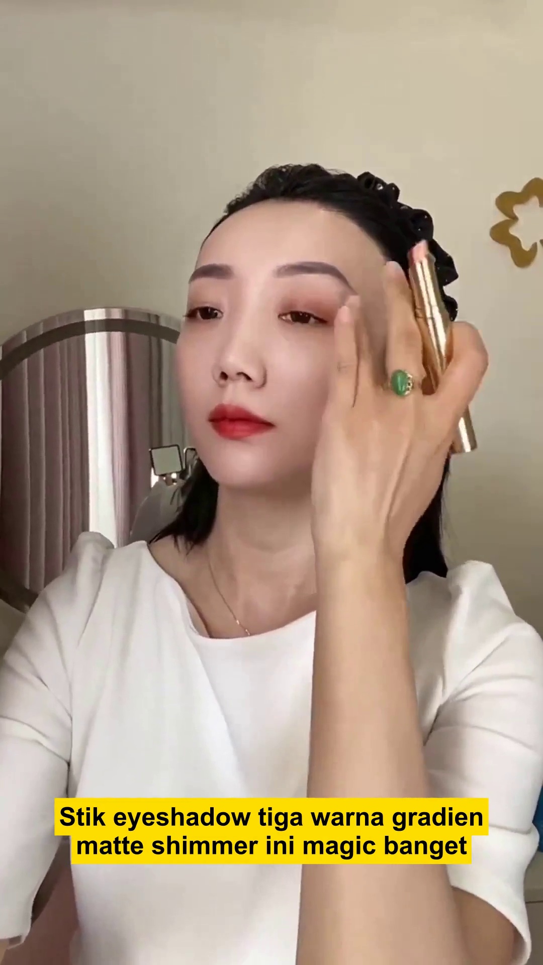 3 Detik Jadi Stik Eyeshadow Tiga Warna Dengan Glitter Gradien - Tahan Air Dan Anti Noda/Eyeshadow Stick Matte Shimmer Waterproof/ Eye Shadow Gradasi T